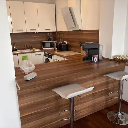 公寓 Stilvolle Altbauwohnung Nahe Duesseldorf Mit Balkon & Parkplatz 诺伊斯