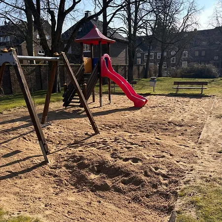 Stilvolle Altbauwohnung Nahe Duesseldorf Mit Balkon & Parkplatz 公寓 *