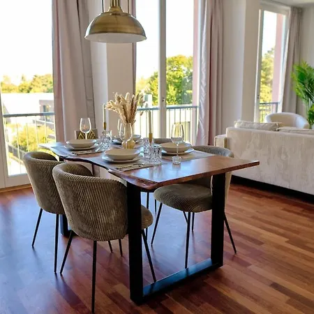 Stilvolle Altbauwohnung Nahe Duesseldorf Mit Balkon & Parkplatz *