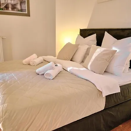 公寓 Stilvolle Altbauwohnung Nahe Duesseldorf Mit Balkon & Parkplatz *
