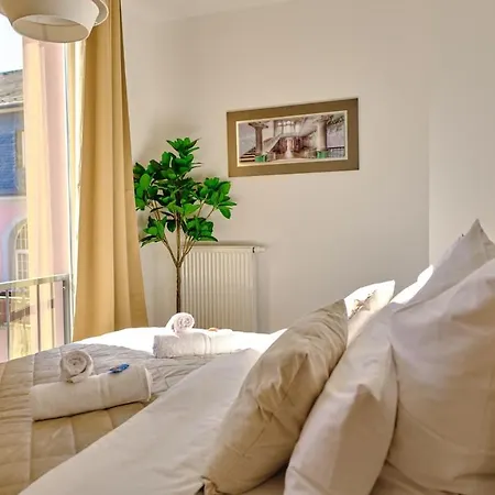 公寓 Stilvolle Altbauwohnung Nahe Duesseldorf Mit Balkon & Parkplatz *